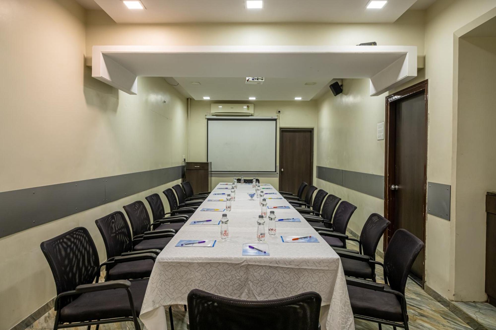 Hotel Rama Heritage Нашик Екстер'єр фото